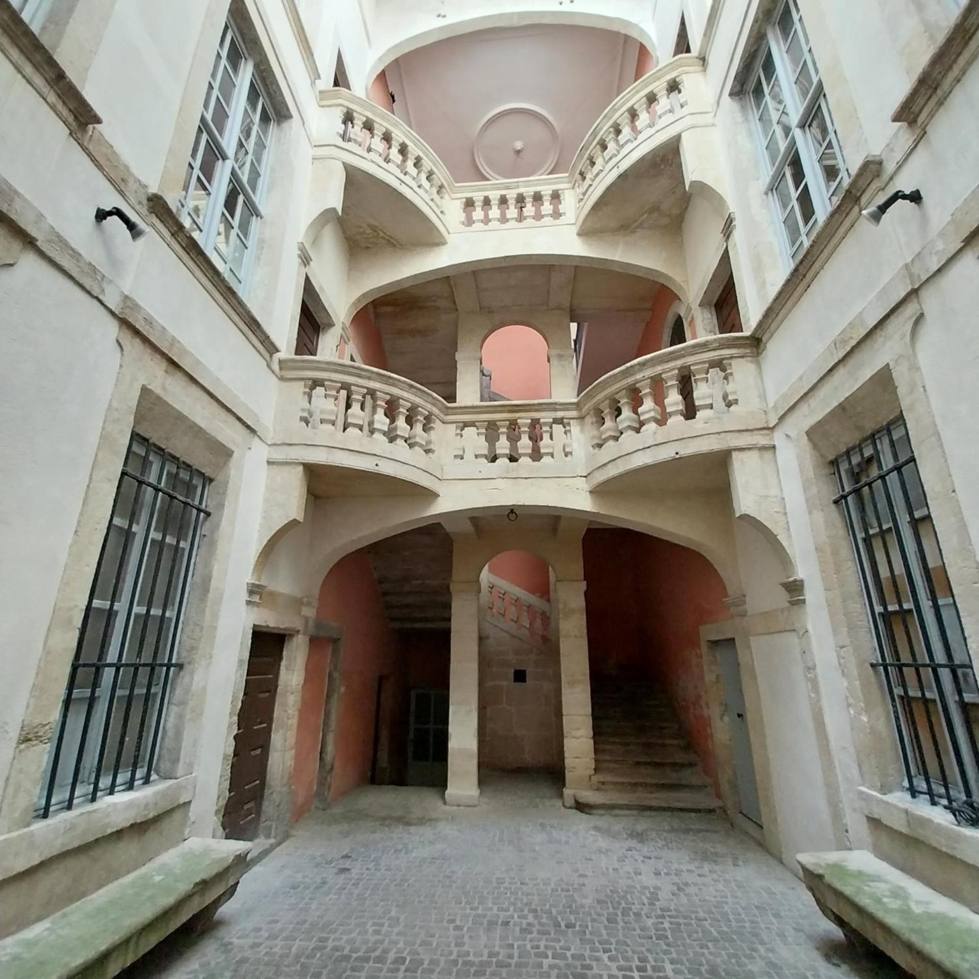 Le Vintage, Appart,Hotel Particulier, Centre Nimes Maisoncarreeconciergerie Kültér fotó