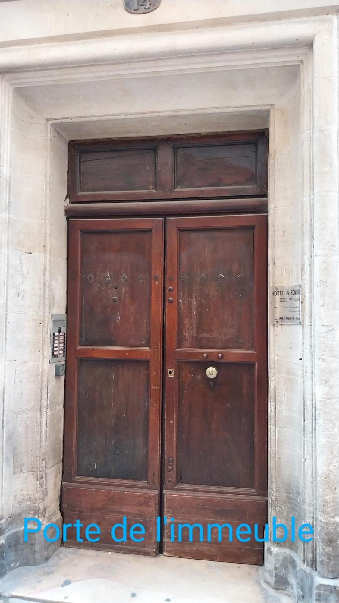 Le Vintage, Appart,Hotel Particulier, Centre Nimes Maisoncarreeconciergerie Kültér fotó